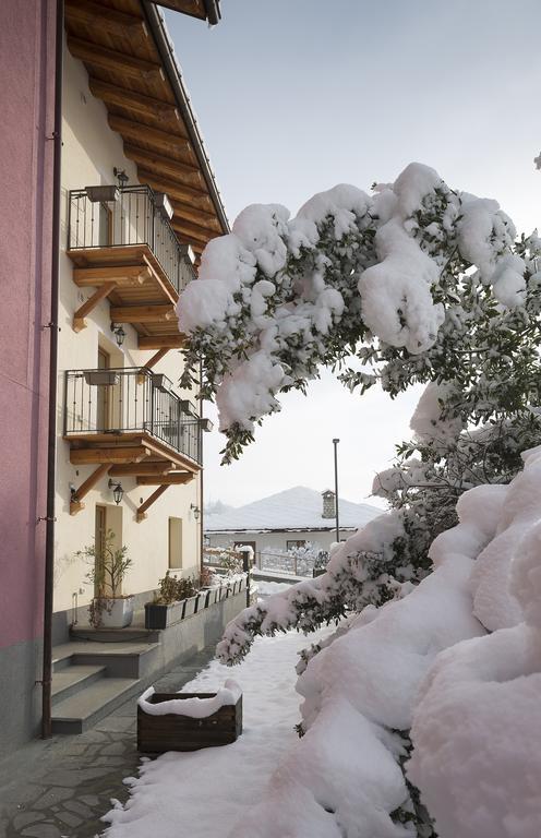 Agriturismo Gli Elfi Aosta Eksteriør billede