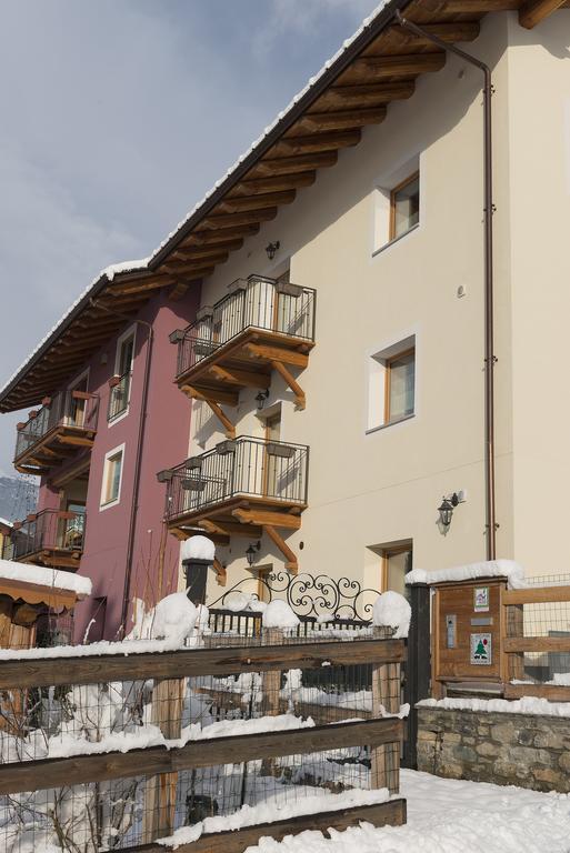 Agriturismo Gli Elfi Aosta Eksteriør billede
