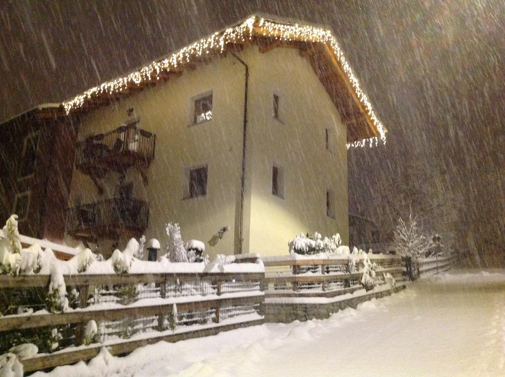 Agriturismo Gli Elfi Aosta Eksteriør billede